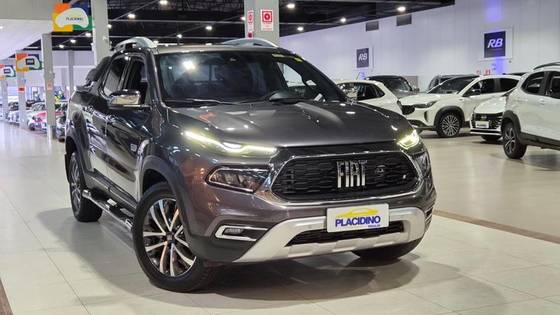 FIAT TORO 2.0 16V TURBO DIESEL RANCH 4WD AT9 FIAT TORO 2.0 16V TURBO DIESEL RANCH 4WD AT9